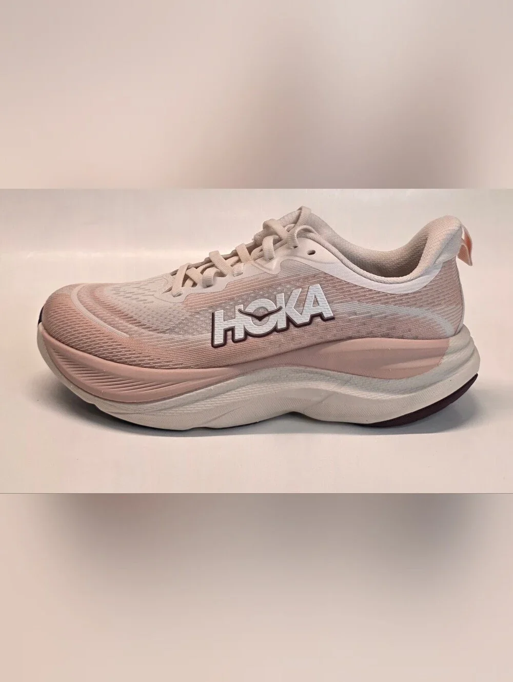 New Hoka One One Skyflow Running Shoes Lightweight Cushioning Women 7.5B